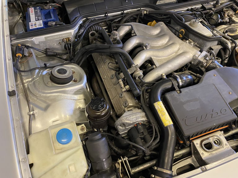 Porsche 944 Turbo Cabriolet