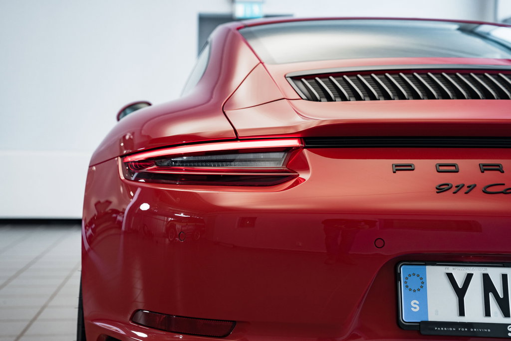Porsche 991.2 Carrera GTS