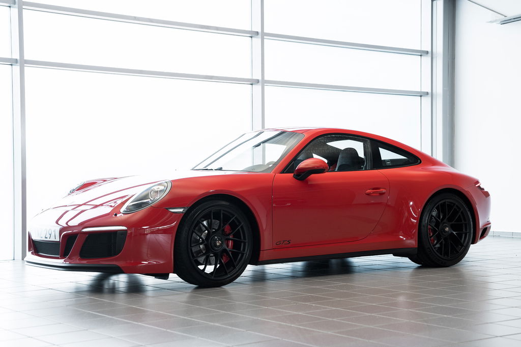 Porsche 991.2 Carrera GTS