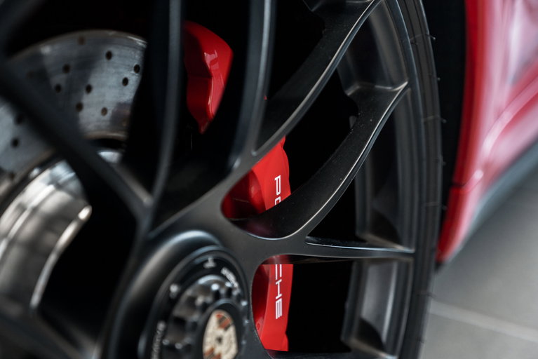 Porsche 991.2 Carrera GTS