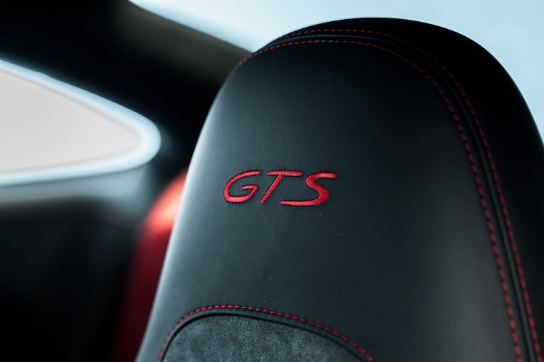Porsche 991.2 Carrera GTS