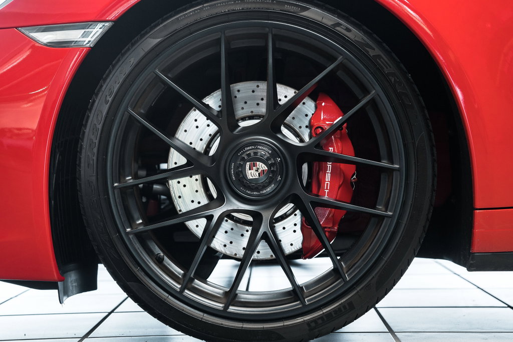 Porsche 991.2 Carrera GTS