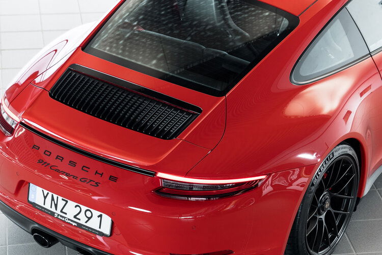 Porsche 991.2 Carrera GTS