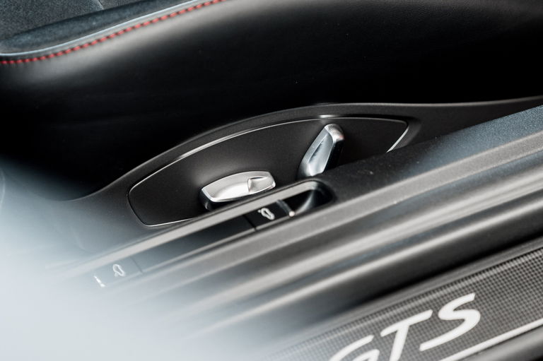 Porsche 991.2 Carrera GTS