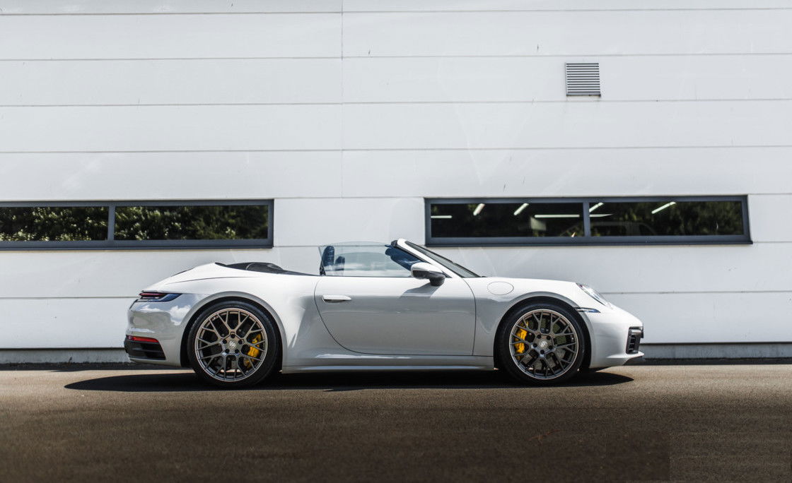 Porsche 992 Carrera 4S