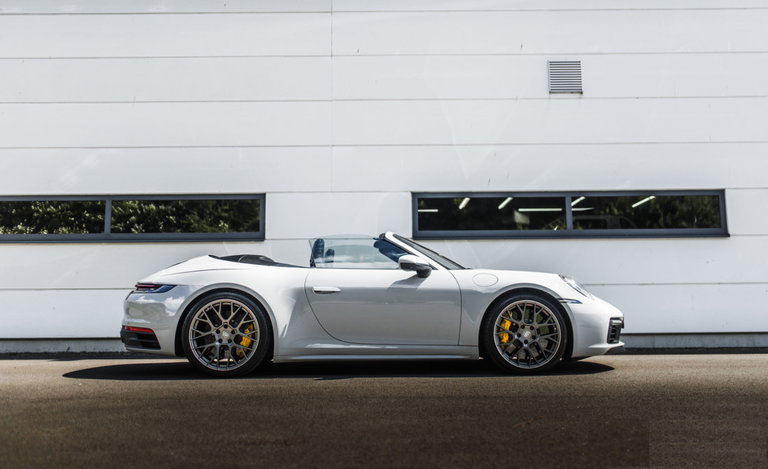 Porsche 992 Carrera 4S