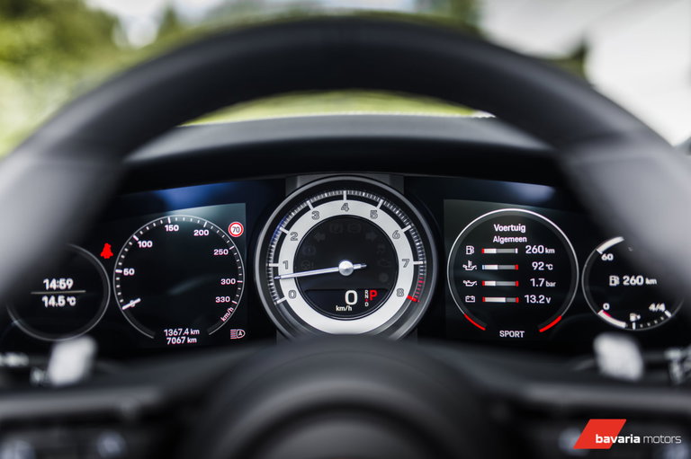 Porsche 992 Carrera 4S