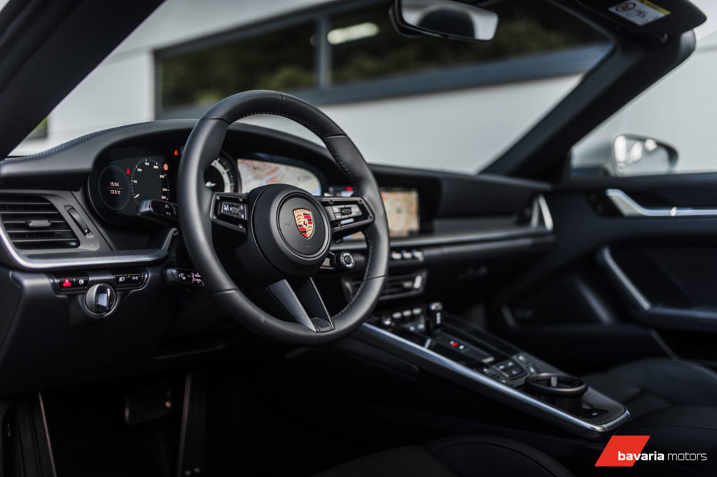 Porsche 992 Carrera 4S