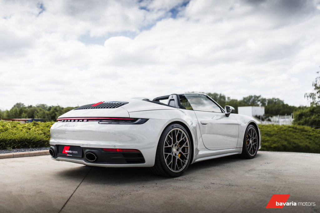 Porsche 992 Carrera 4S