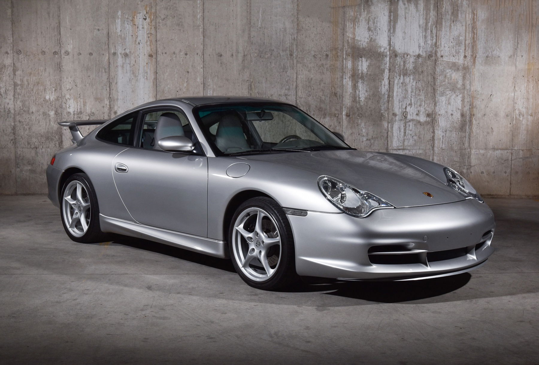 Porsche 996 Carrera 2004 - elferspot.com - Marktplatz für Porsche 