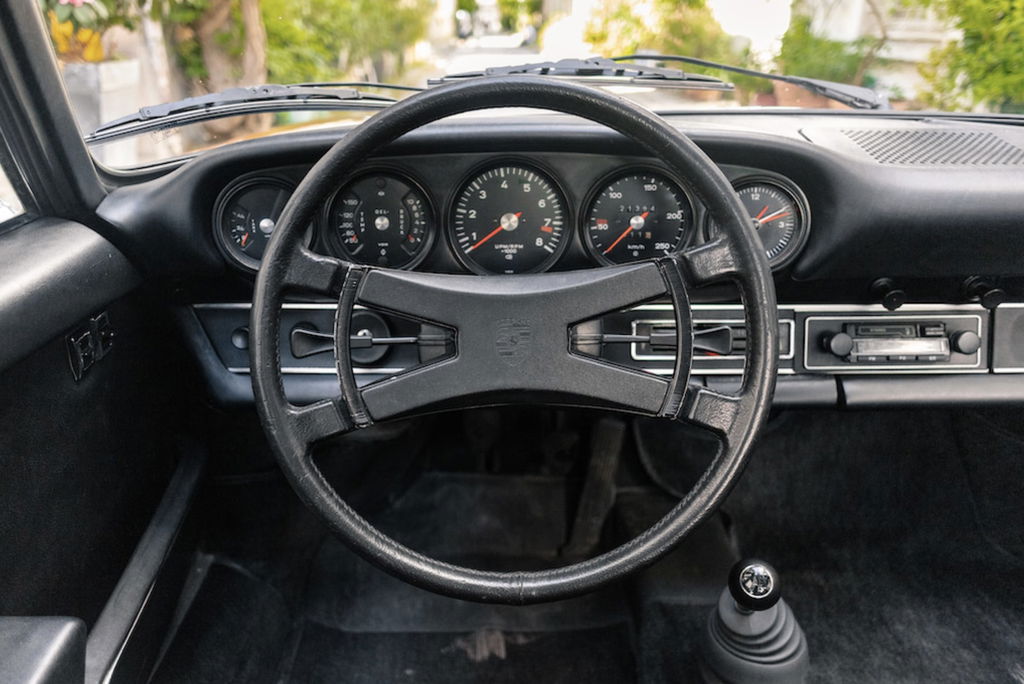 Porsche 911 S (F-Modell)