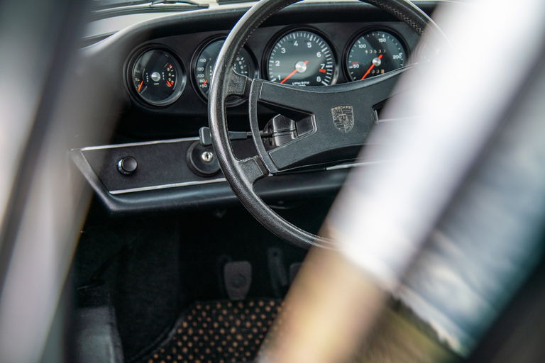 Porsche 911 S (F-Modell)