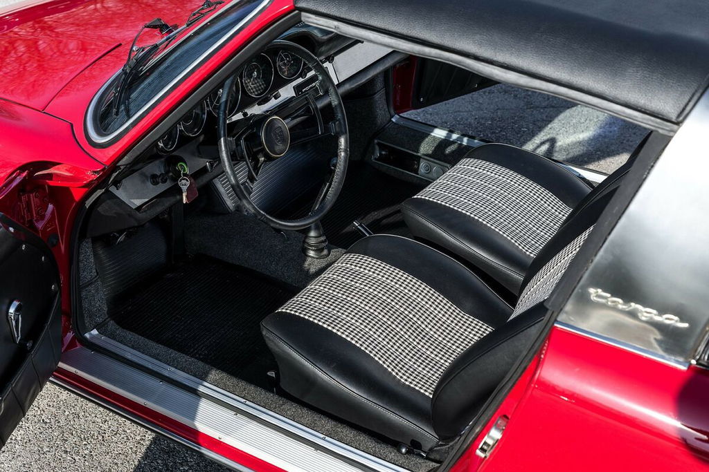 Porsche 911 S (F-Modell)