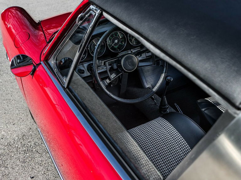 Porsche 911 S (F-Modell)