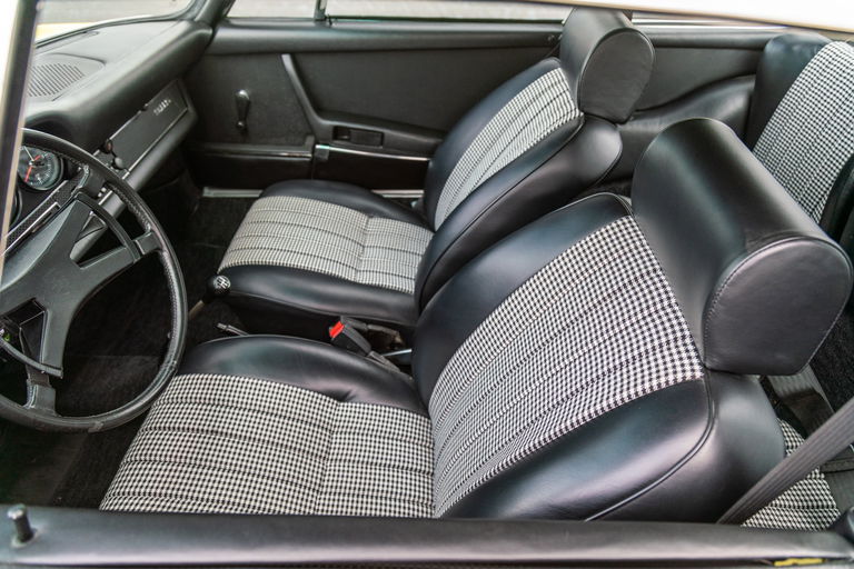 Porsche 911 S (F-Modell)