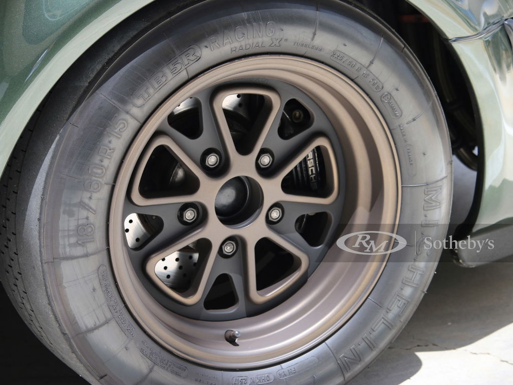 Porsche 911 Turbo 3.3 (US)