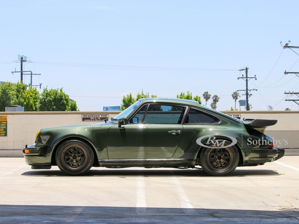 Porsche 911 Turbo 3.3 (US)