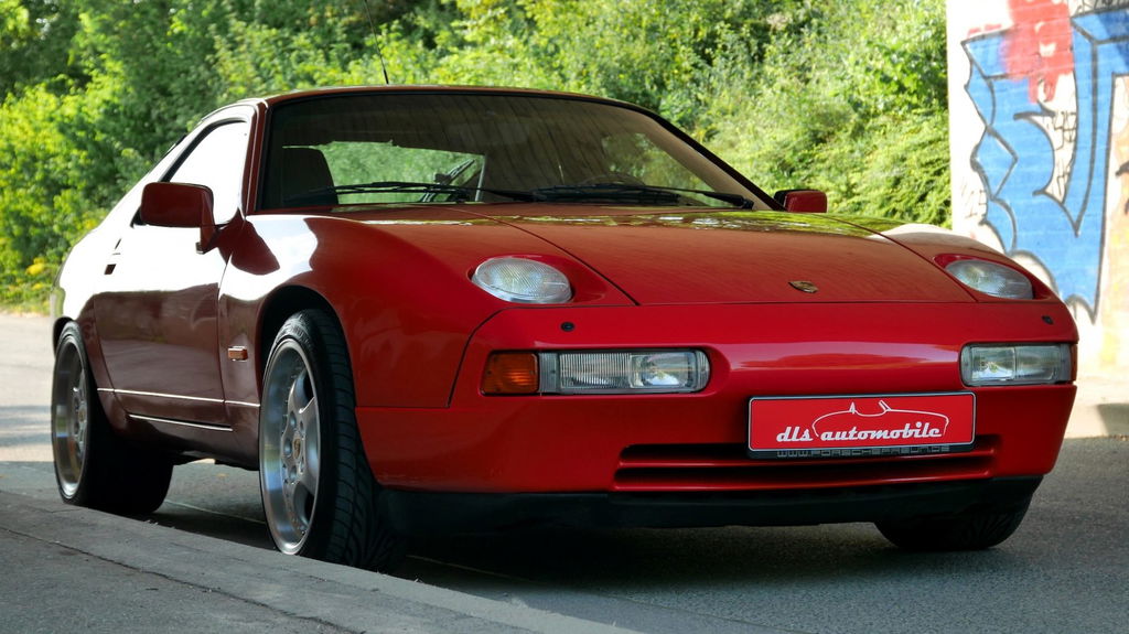 Porsche 928 GT