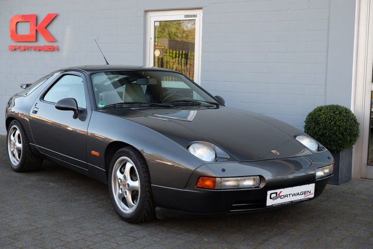 Porsche 928 GTS
