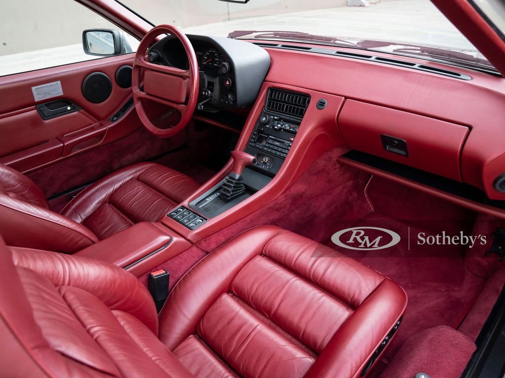 Porsche 928 S4