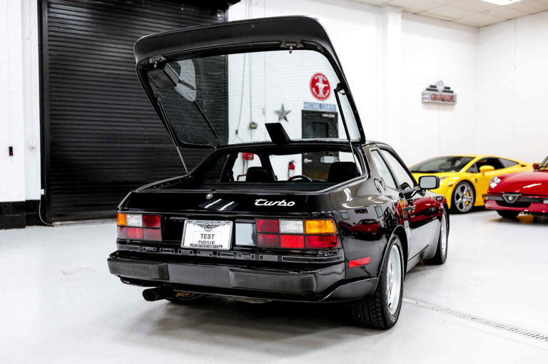 Porsche 944 Turbo Coupé