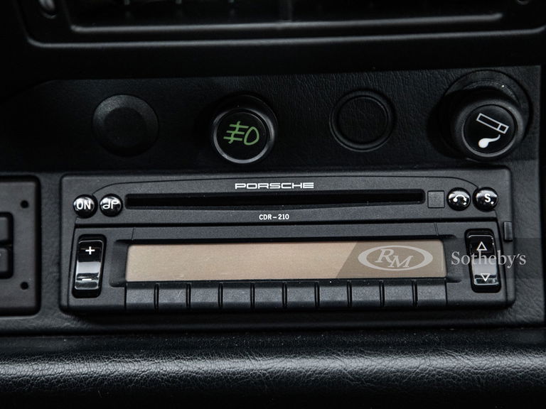 Porsche 964 Carrera 2 Speedster