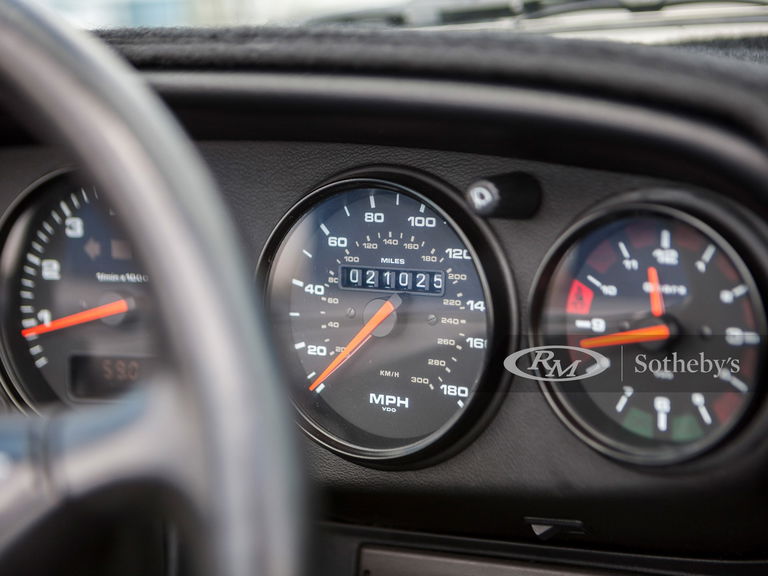 Porsche 964 Carrera 2 Speedster