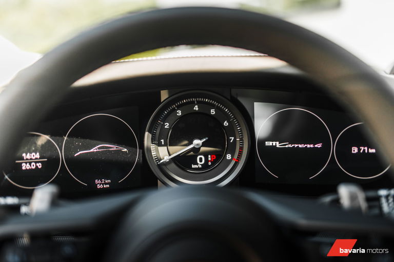 Porsche 992 Carrera 4