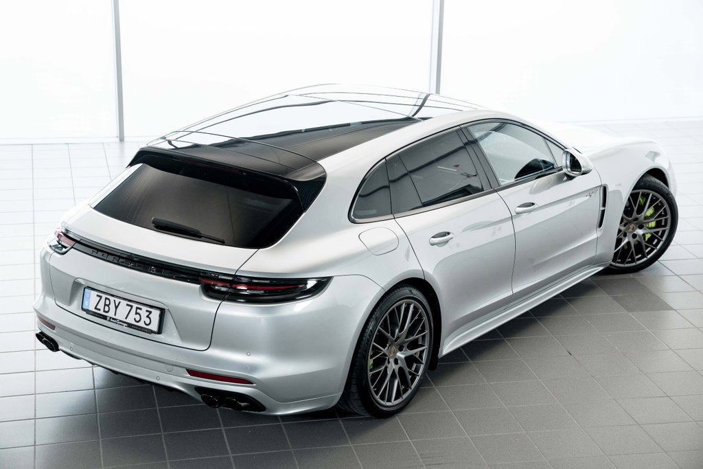 Porsche Panamera 4 E-Hybrid