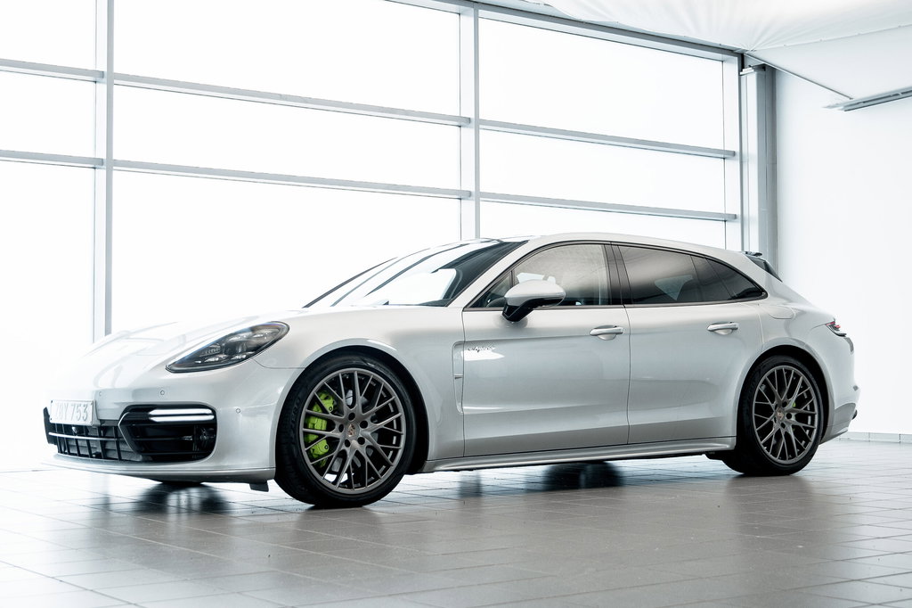 Porsche Panamera 4 E-Hybrid