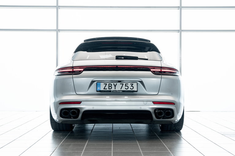 Porsche Panamera 4 E-Hybrid