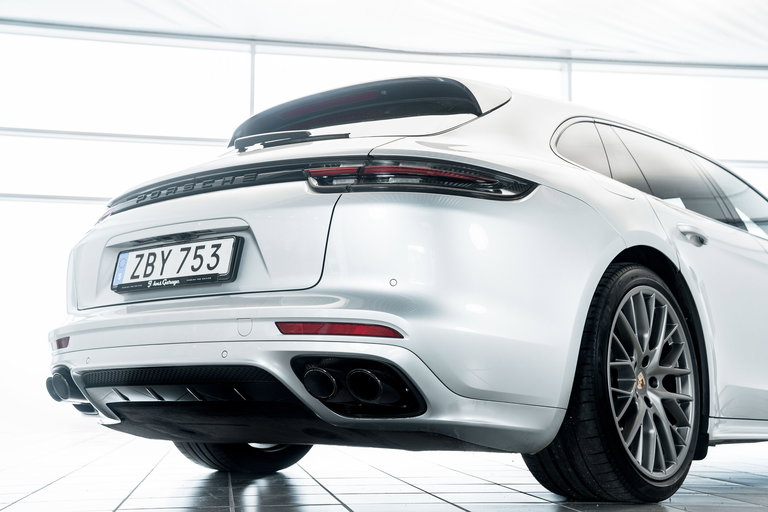 Porsche Panamera 4 E-Hybrid