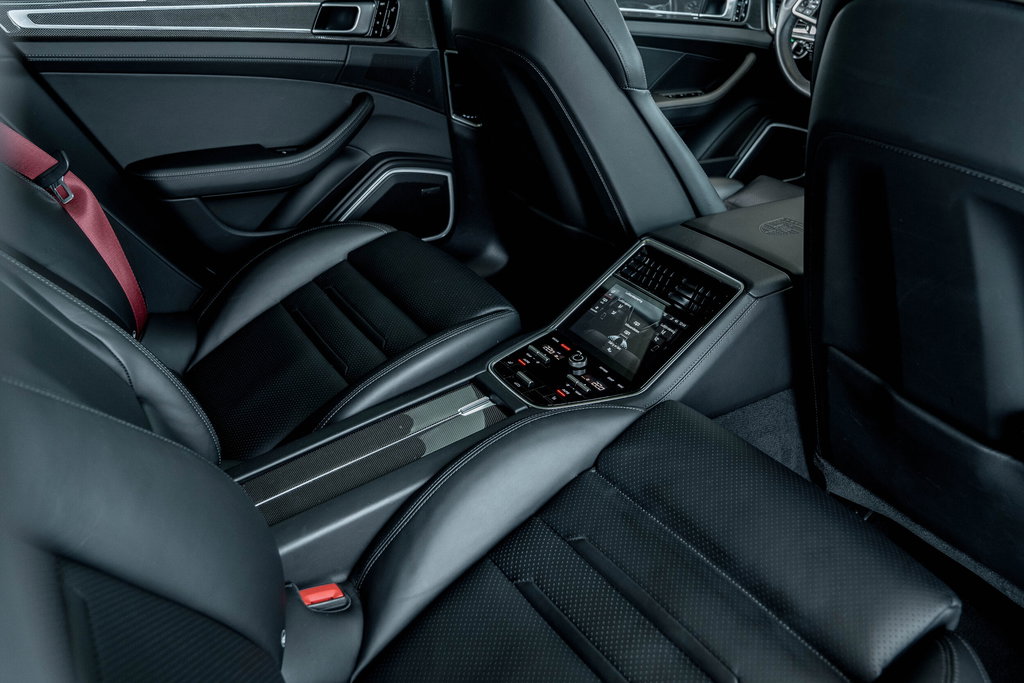 Porsche Panamera 4 E-Hybrid