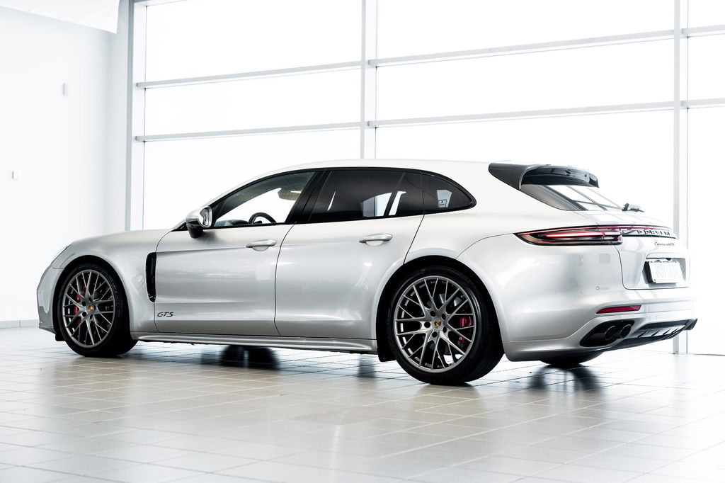 Porsche Panamera GTS