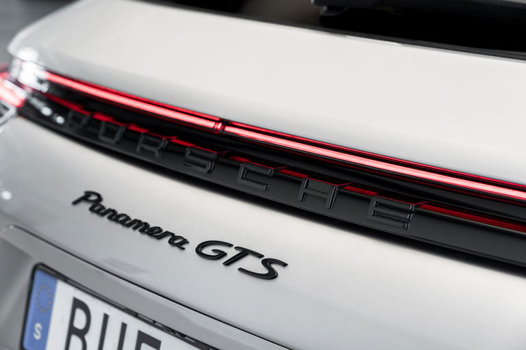 Porsche Panamera GTS