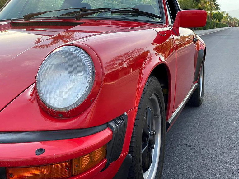 Porsche 911 Carrera 3.2 (US)