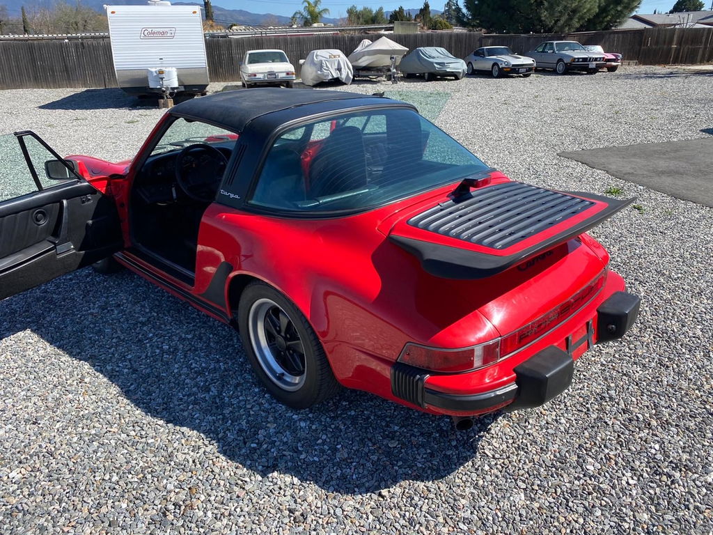 Porsche 911 Carrera 3.2 (US)