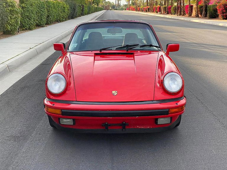 Porsche 911 Carrera 3.2 (US)