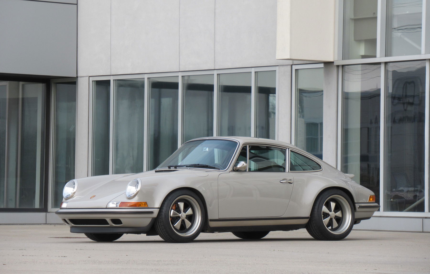 Porsche 911 Reimagined by Singer 1990