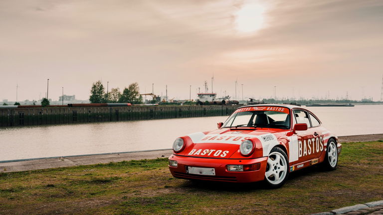Porsche 964 Carrera 4