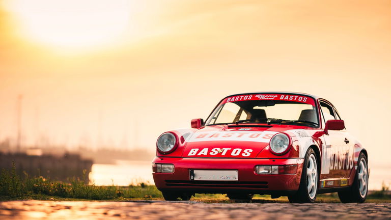 Porsche 964 Carrera 4