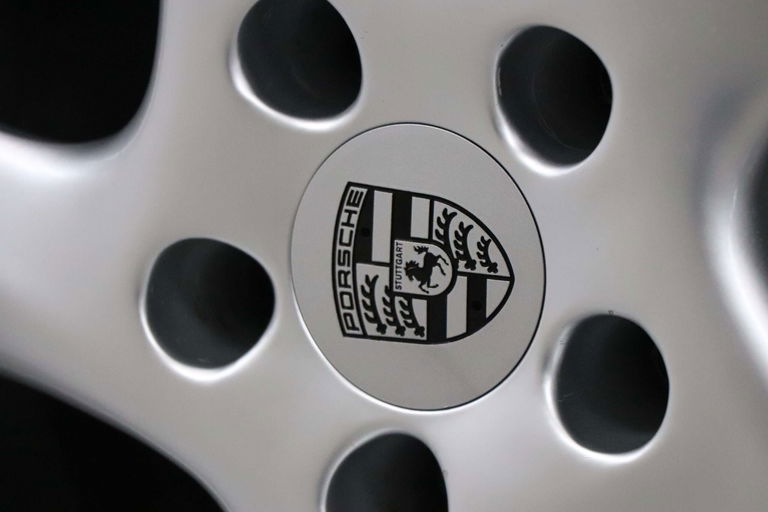 Porsche 993 Carrera 4