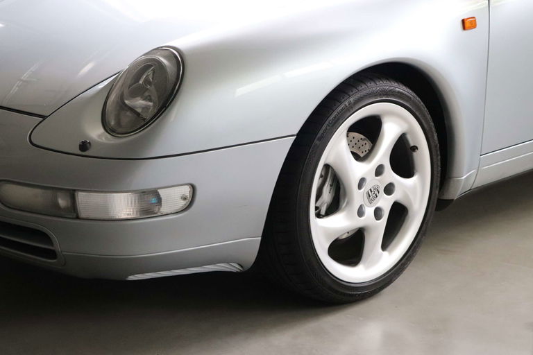 Porsche 993 Carrera 4