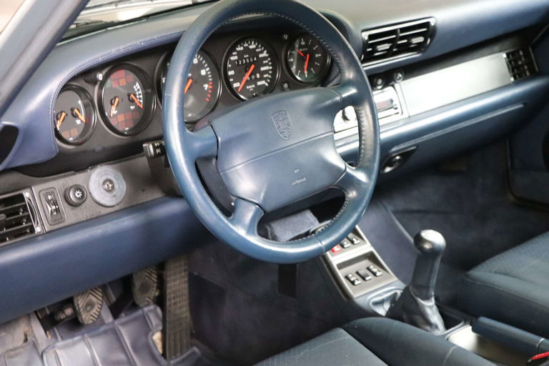 Porsche 993 Carrera 4