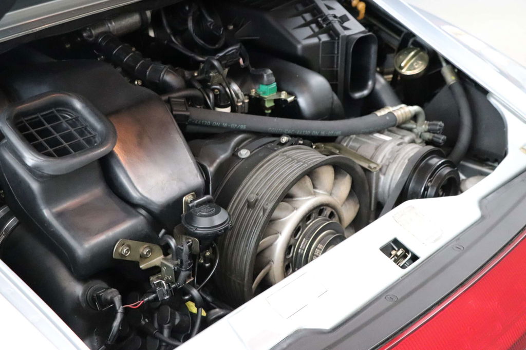 Porsche 993 Carrera 4