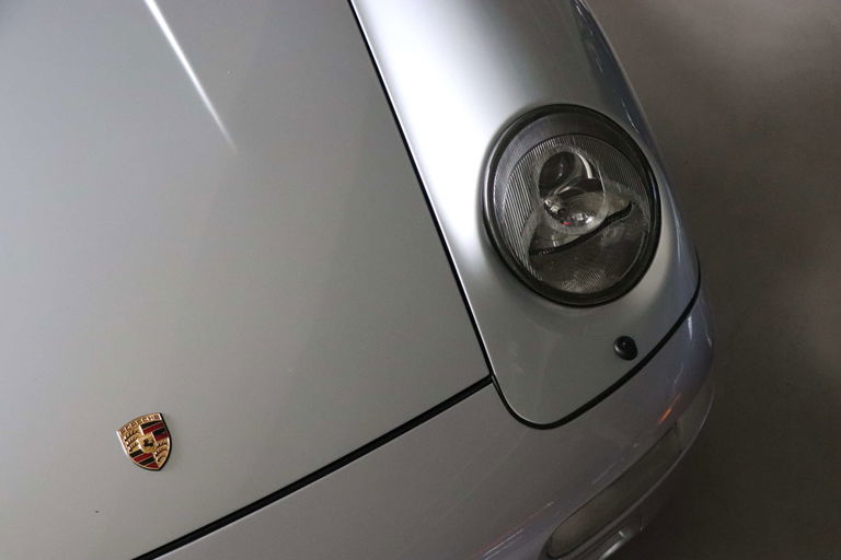 Porsche 993 Carrera 4