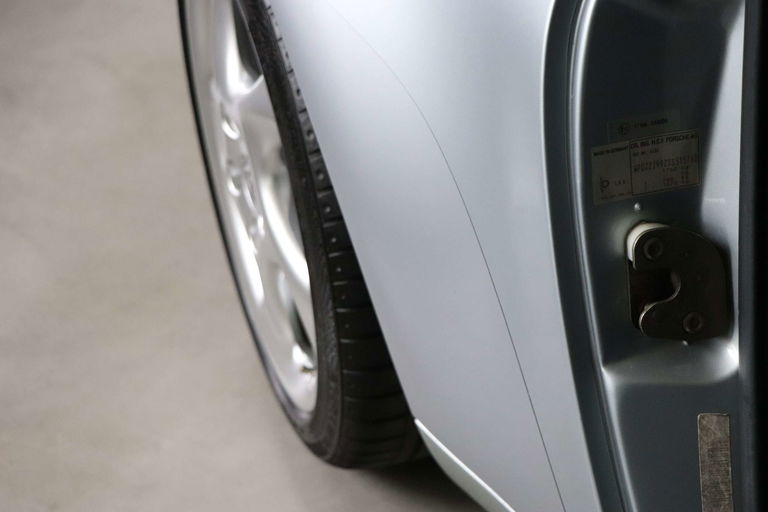 Porsche 993 Carrera 4