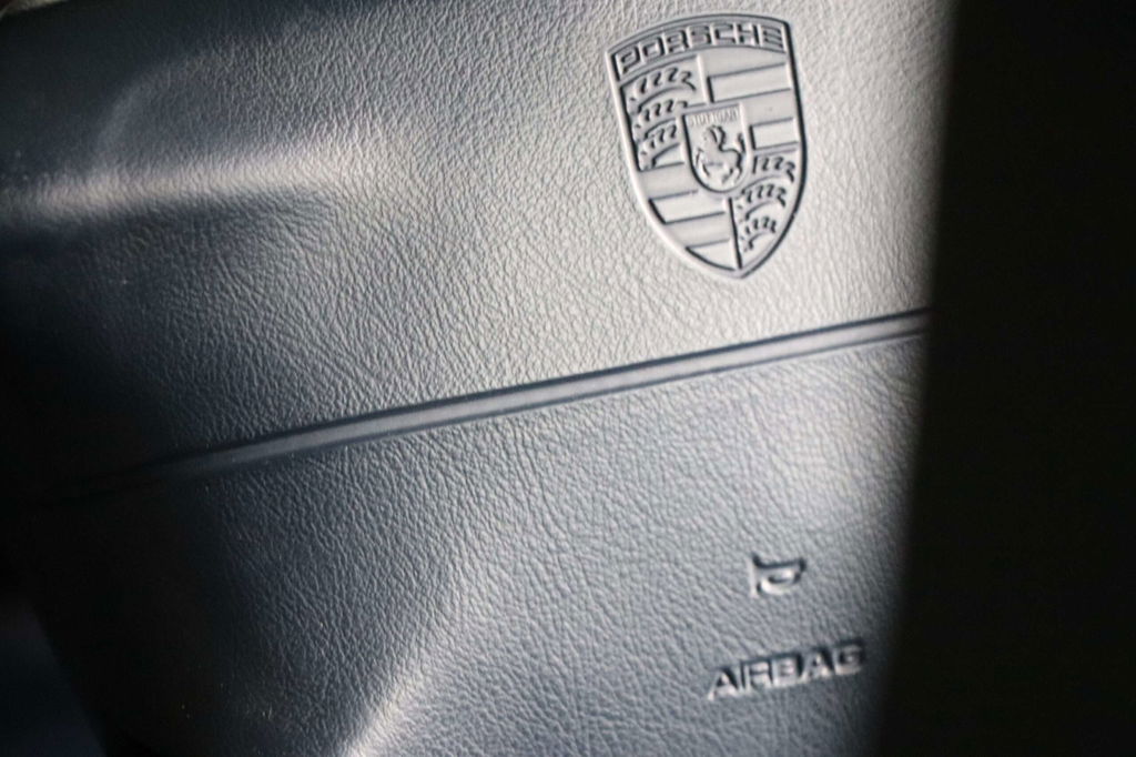 Porsche 993 Carrera 4