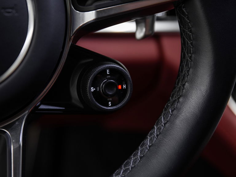 Porsche Panamera 4 E-Hybrid