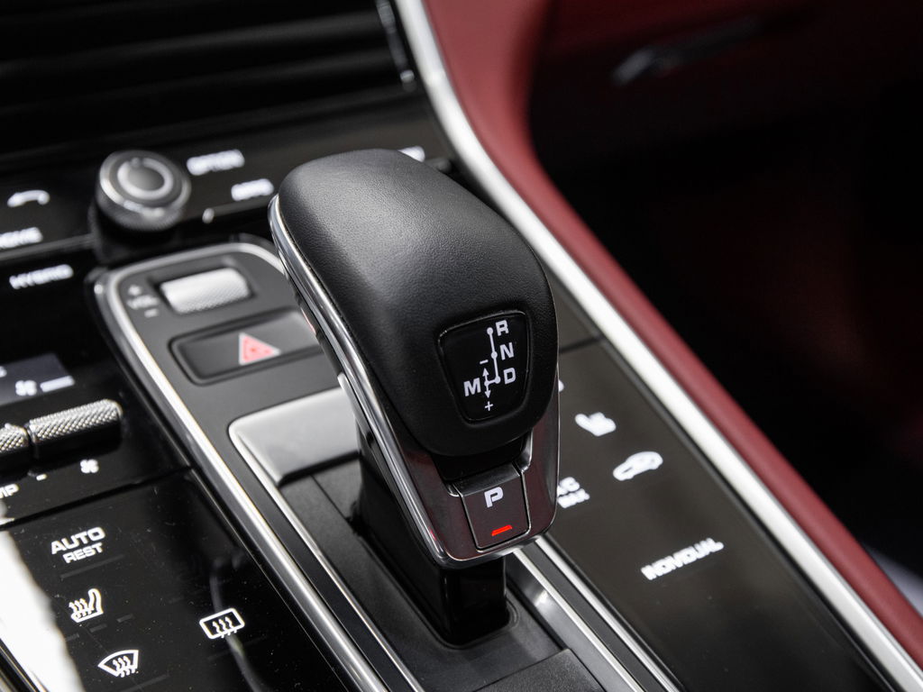 Porsche Panamera 4 E-Hybrid